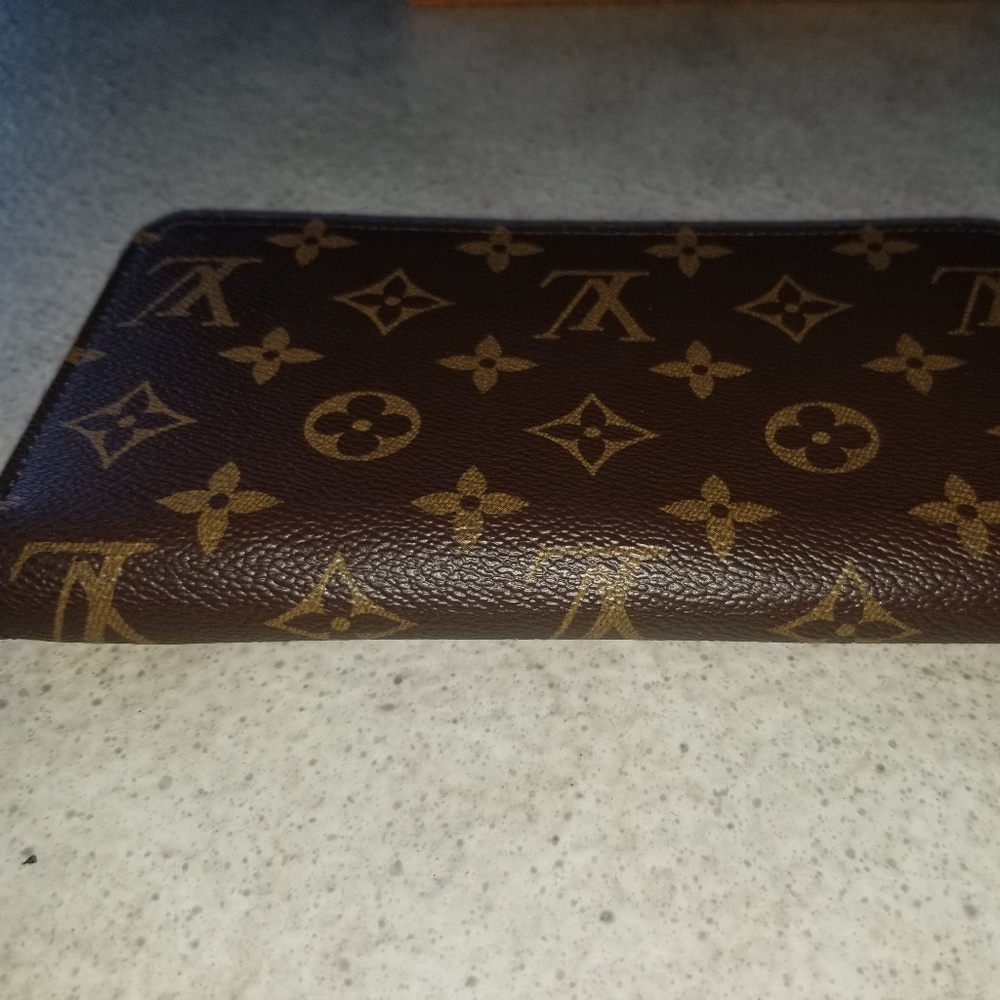 Louis Vuitton zippy wallet ballerina pink tassel